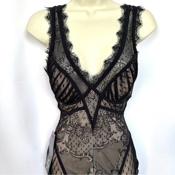 NWT BEBE Y2K NUDE/BLACK LACE OVERLAY DEEP V CORSET SEXY BODYCON MINI DRESS SzXS - Picture 7 of 15